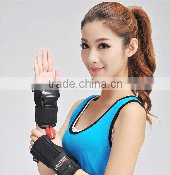 PROPRO Wrist Guards Pair Black Color Ski Snowboard Skate Wristguard Protection