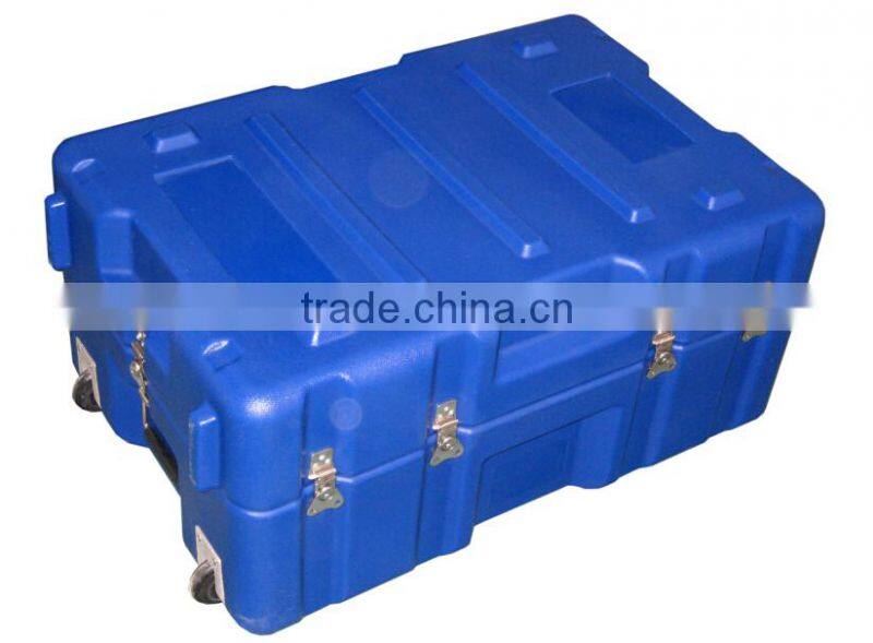 102L heavy duty boxes with wheels and handle for military use