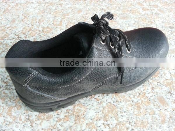 Safety footwear for working outdoors construction steel toe shoes