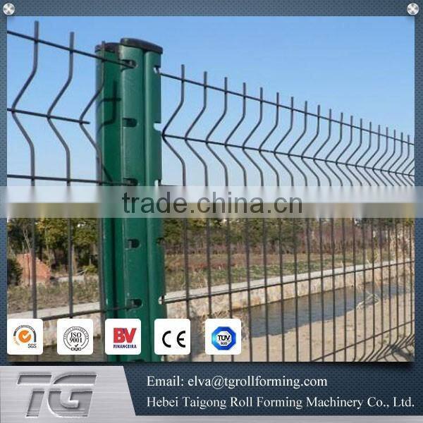 Roll forming machine for peach post with high quality