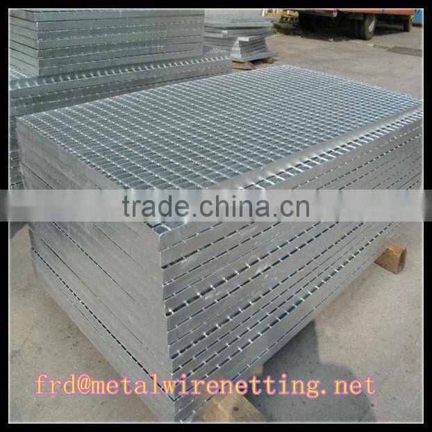 2015 trade assurance 100% steel grating making machine