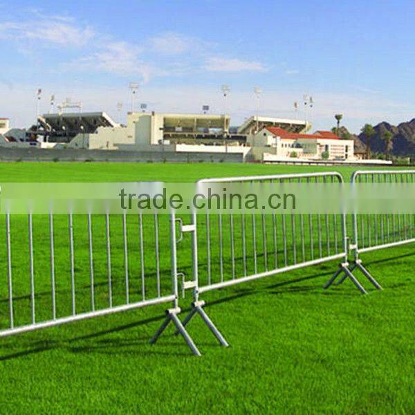 Road guardrail traffic barrier roadside fence sepration fence barrier vehicles fence