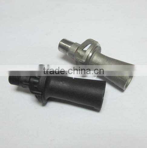 Plastic venturi eductor mixing nozzle