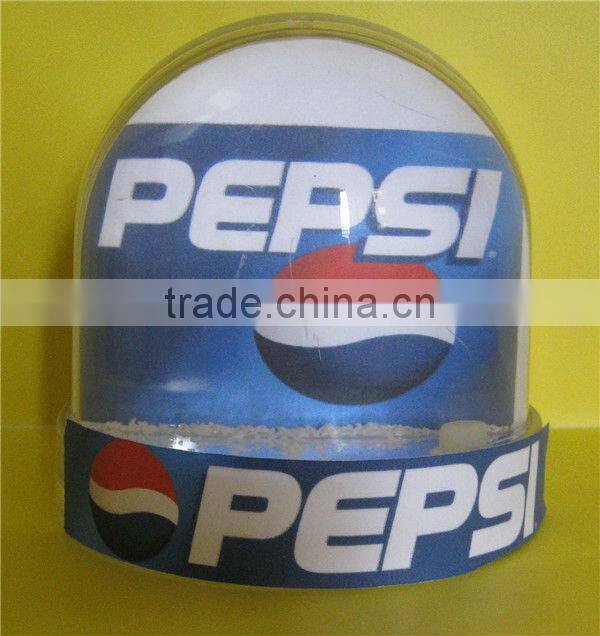 Plastic snow globes with photo insert
