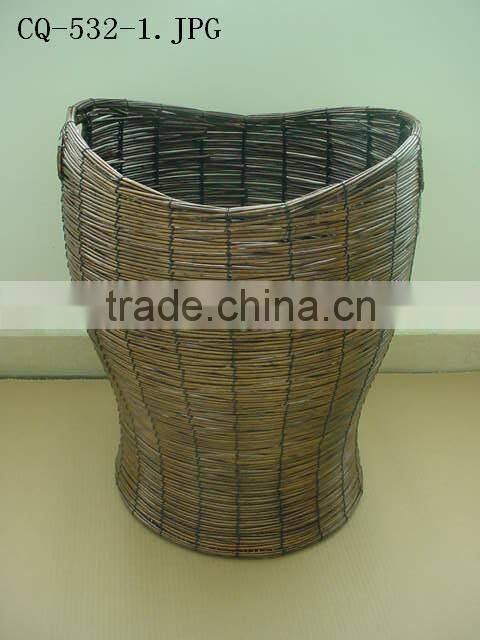 Hotsale multifunctional brown woven willow trash can baskets with spacer with handle