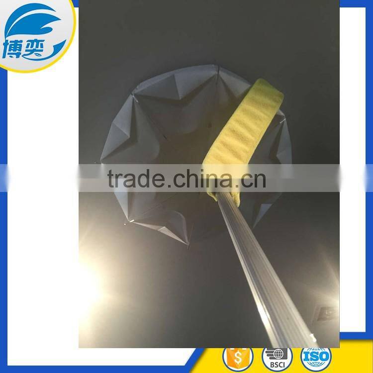 narrow room enable foam duster