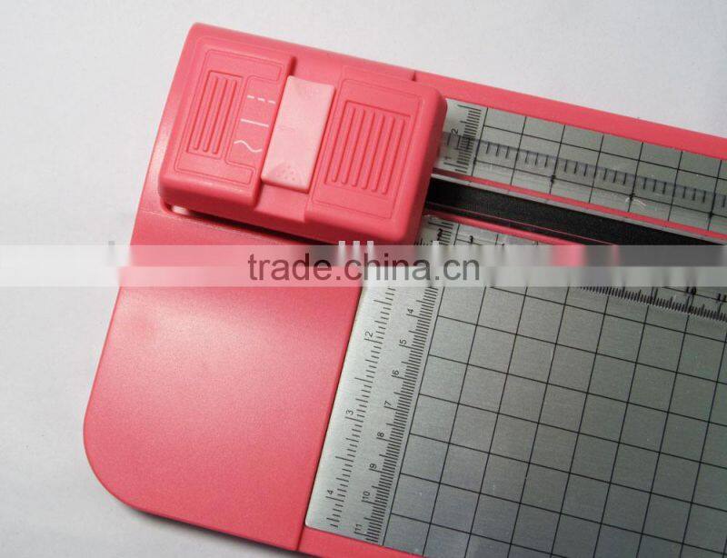 3 in 1 multi functional A4 manual plastic rotary paper trimmer