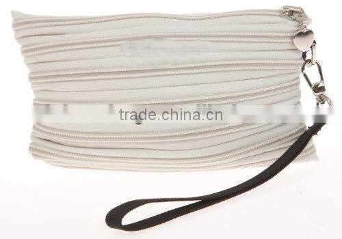 Convience Handle Small Zipper Handbag