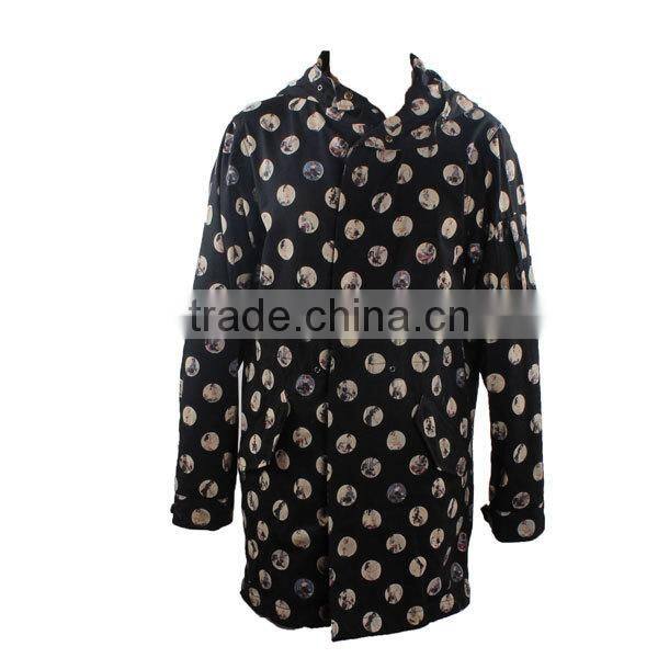 China manufacturer stylish blacked insulated black denim hooded mens jacket with print