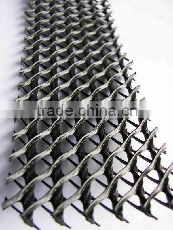 High flow tri-planar geonet with HDPE rib