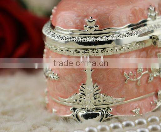 luxury handmade custom heart shaped Russian European style lead tin zinc alloy metal jewelry box accessories gift box