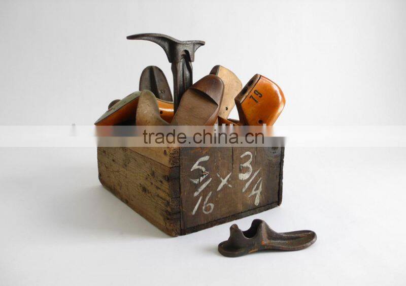 Rustic pastoral wooden sundries storage tray