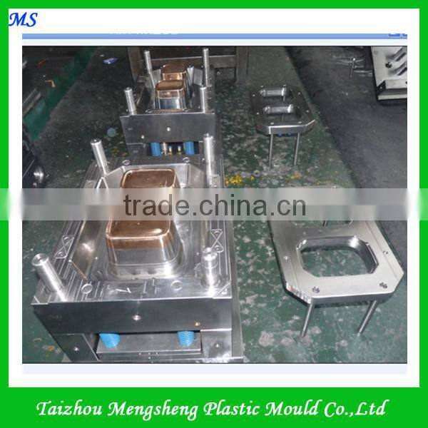 High Quality Food Box with Four Side Locks Mold