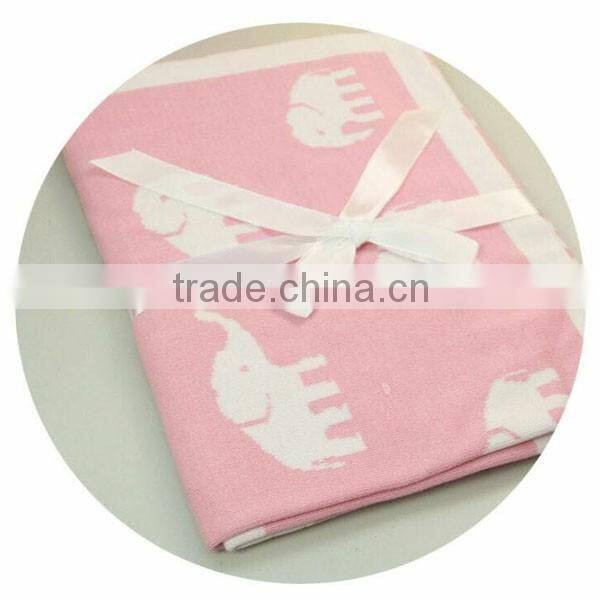 Salable mon & baby fashion shawl outdoor wool quilt