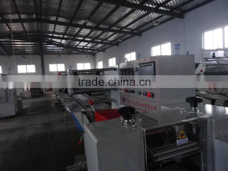 Automatic envelope type biscuit/ cookies tray-free packing/ wrapping machine