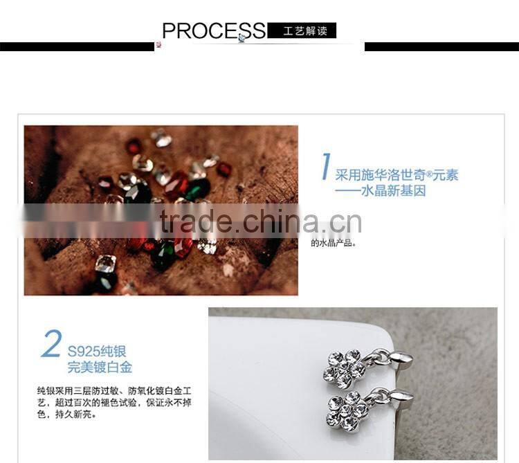 OUXI Cyrstal white elegant Silver ear stud made with Crystal Y20077