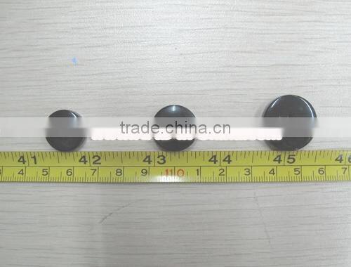 Button-Sized RFID Laundry Tag for Long Range Laundry Garment Tracking