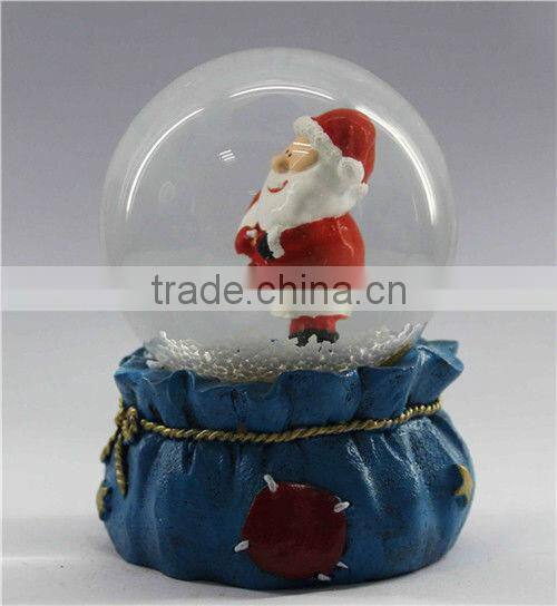 6.5*6.5*9cm resin glass snow globe cheap