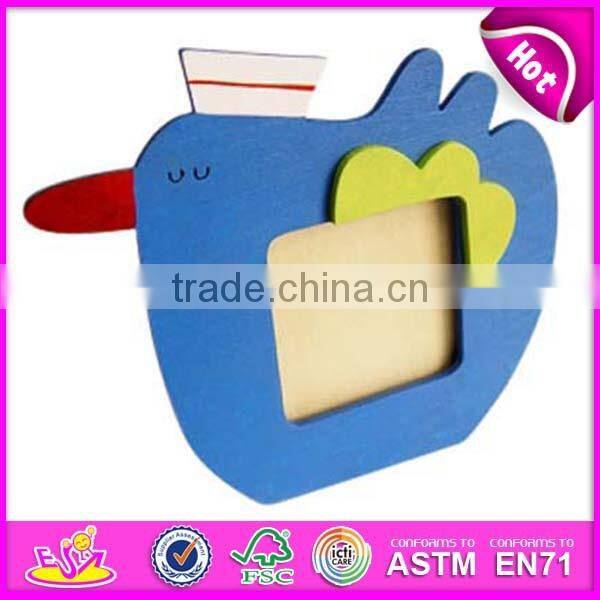 New wall ornament for kids,popular room decoration wooden toy photo frame,hot sale Splinting frame wall frame ornament WJ278460