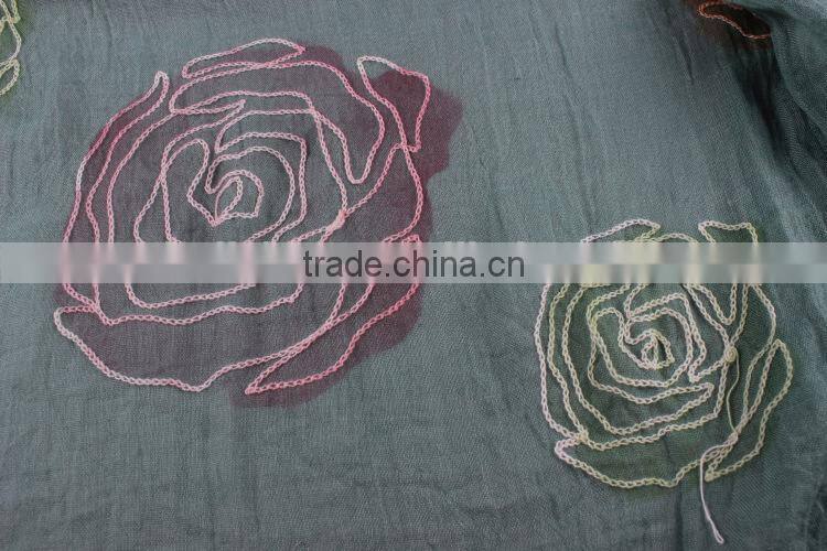 Wholesale Colorful Flower Cotton Women Fashion Embroidery Scarf With Tassel