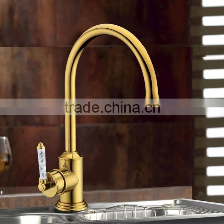 Luxury Golden Pull Down Spout Kitchen Faucet