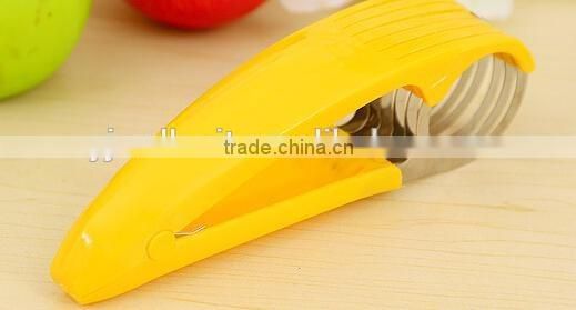 ABS handle stainless steel blade banana cutter / banana slicer / fruit slicer