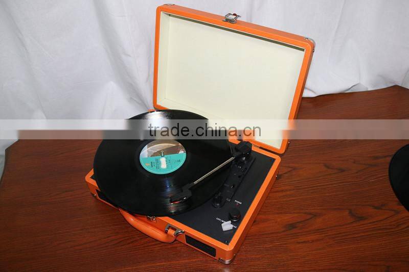 Retro Suitcase 3 Speed Stereo Record Player with turntable