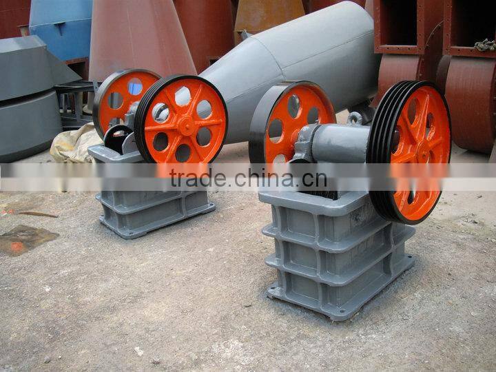 2015 china good quality pe150*250 small portable rock crusher
