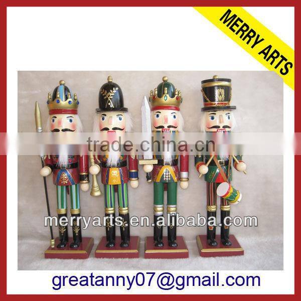 yiwu factory cheap wooden figurine nutcracker costumes wholesale wood christmas nutcracker