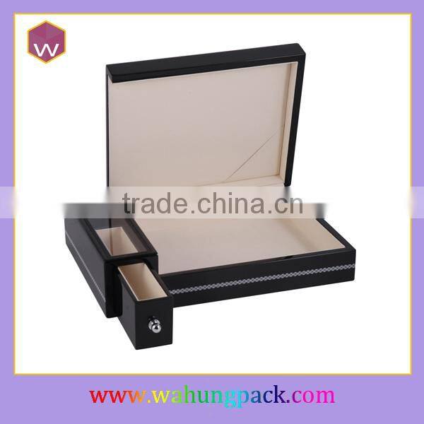 Eco-friendly Purple Custom Cardboard Food Packaging Boxes With Window Hot Sale