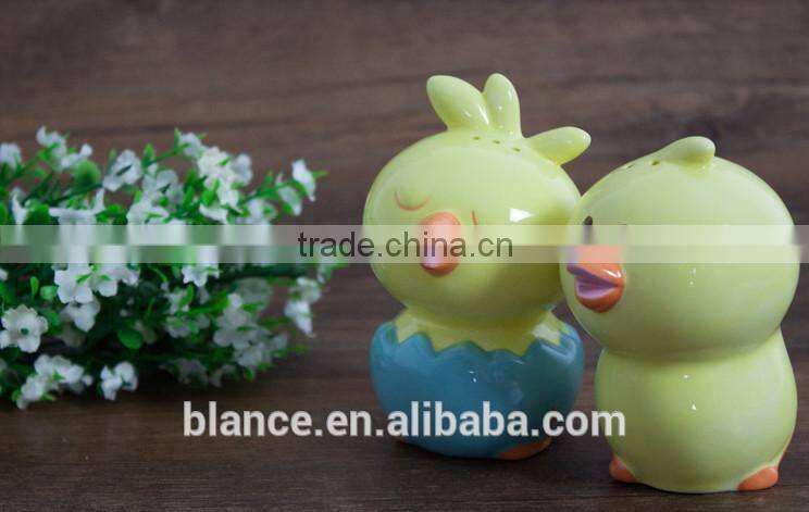 ceramic cartoon salt pepper shaker set