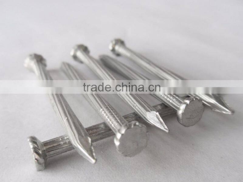 GALVANIZED CONCRETE NAIL