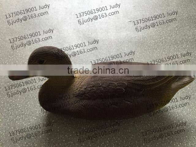 Plastic flocked floating hunting duck