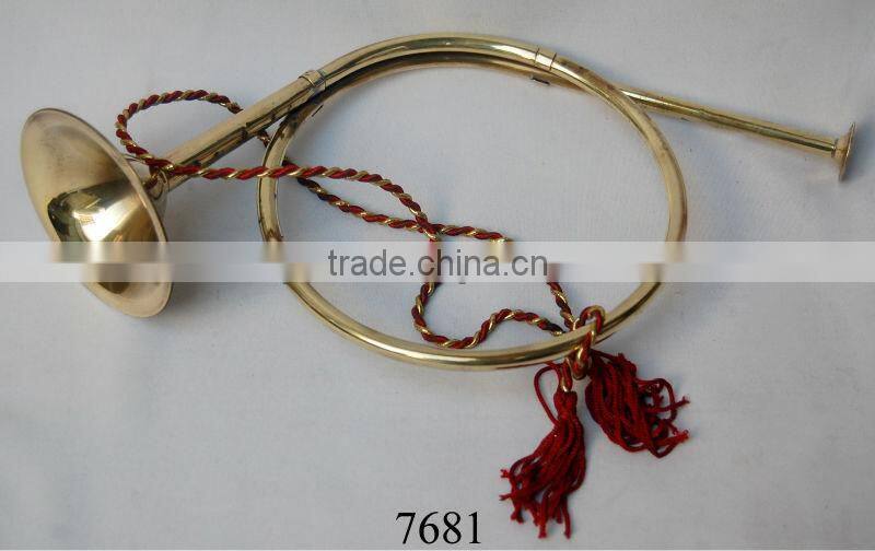 Decorative hunting brass bugle