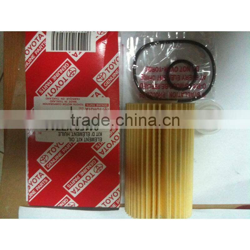 Auto Engine Parts for Toyota Oil Filter for Land Cruiser OEM 04152-YZZA4