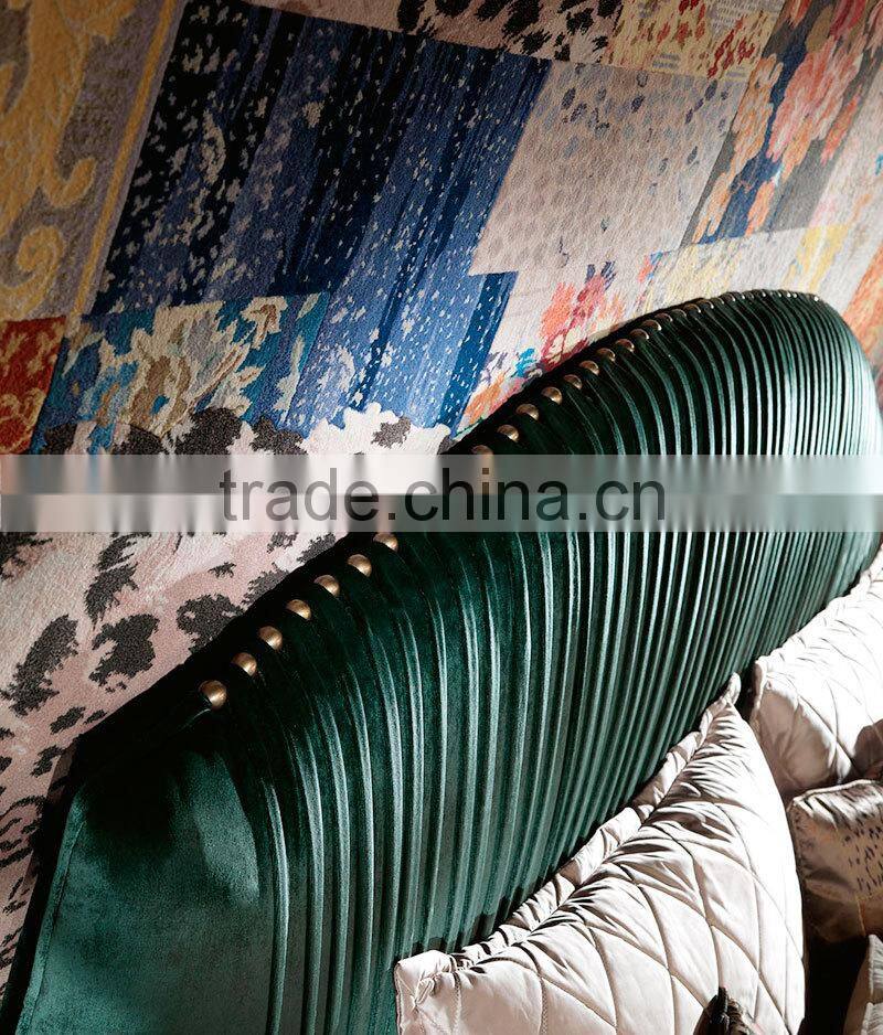 Italy 2017 New Design Folds Velvet King/Queen Size Bed/ European Luxury Fabric Upholsteried Elegant Bedroom Furniture
