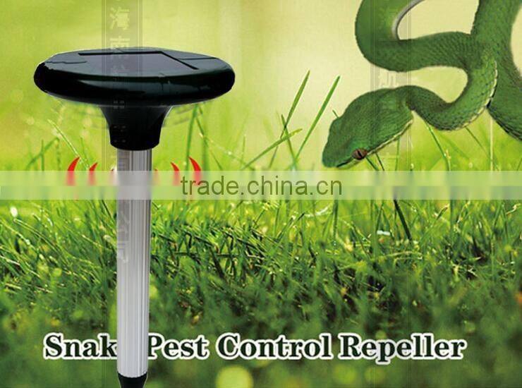 Ultrasonic pest snake mosquito repeller for garden with solar light