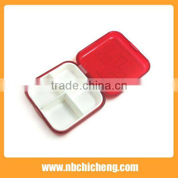 Wholesale new design Mini square Shape Plastic Pill Box With 4 Compartments PP+PS Pill Box