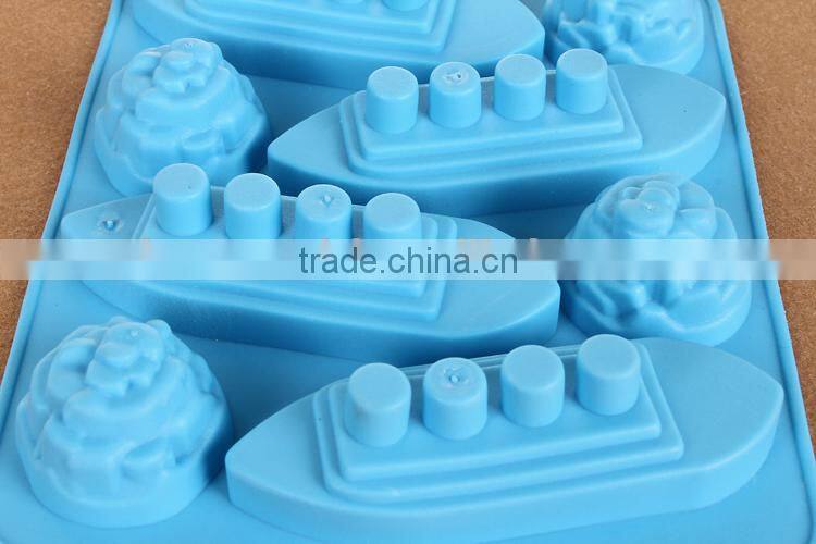 funny LFGB grade Titanic ship shaped silicon ice tray