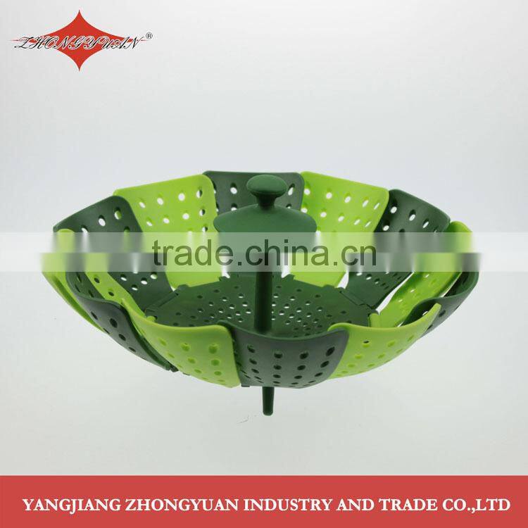 Plastic foldable and collapsible steamer good tools for steaming