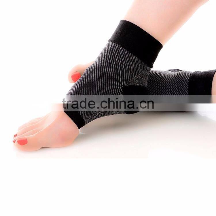 2017 Sports protect products customized nylon compression foot sleeve