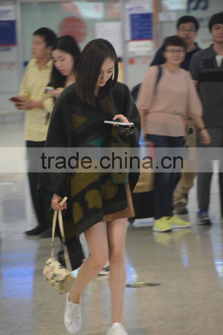 High Quality Korean Fashion Geometry Green Woman Wool Poncho Shawl