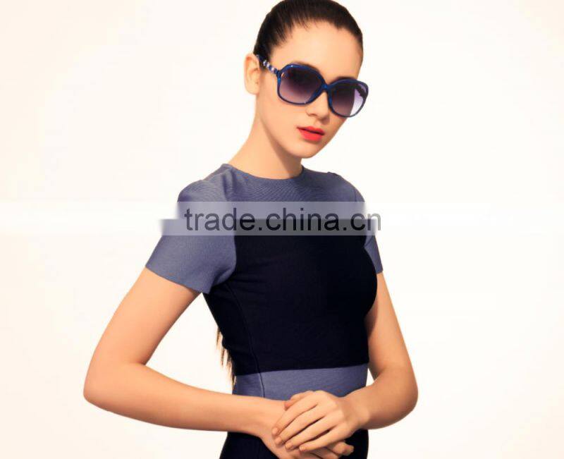 2016 new arrival fashionable Sunglasses with Jewel Frame