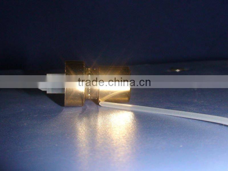 Automatic tube cutting and filling machine for sprayer