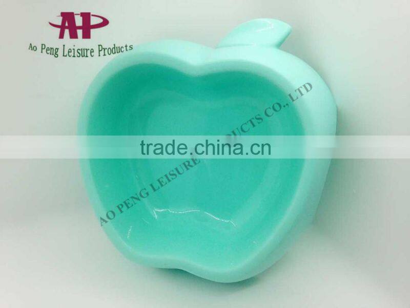 China Wholesale Plastic Products 2016 Popular Apple Shaped Pet Feed Bowls