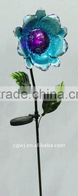 flower solar garden light