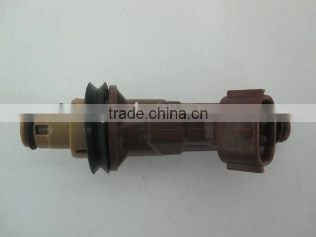 Hot sales cng petrol car 12v fuel injector repair for Toyota Land Cruiser 4Runner Hilux OE NO. 23209-62040