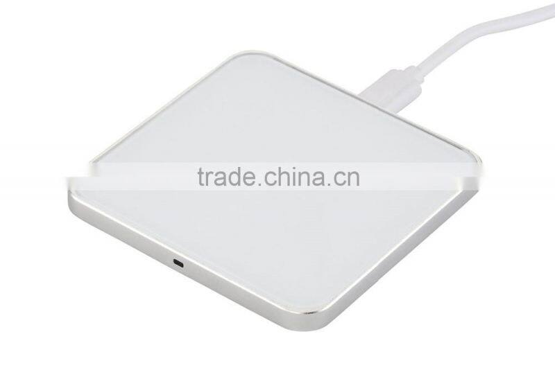 QC2.0 Fast Charging Qi Wireless Charger for smart phone
