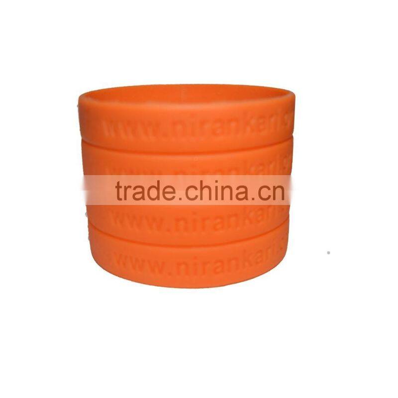 Promotional Item Silicone wristband With Embossed Colored Logo, Bulk Cheap Europe Custom Silicone Bracelet In Solid Color