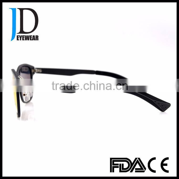 Modern design German Fashion Women Square Red Lens Sunglasses